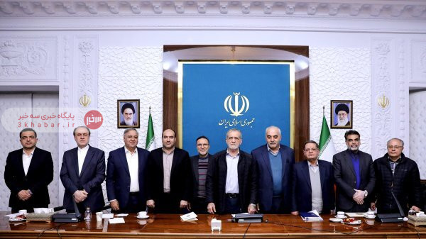 کارگروه اجرایی کردن توسعه اختیارات استانداری‌ها تشکیل شد