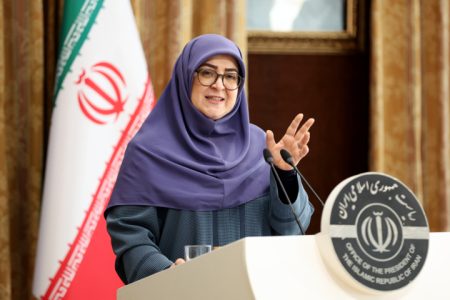 سخنگوی دولت: رد احتمال خرابکاری در بندر شهید رجایی تا الان / قصور انسانی محتمل است