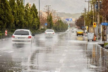رگبار و رعد و برق در ۷ استان