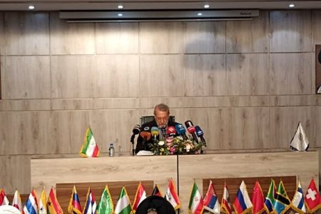 لاریجانی: ملت ایران در مقابل ماجراجویی ها با هوشمندی و صلابت برخورد کرد