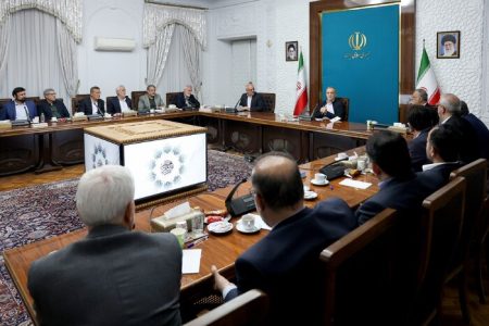 پزشکیان:شهرداری‌ها برای ارتقای خدمات خود برنامه تهیه کنند/ بدمصرف‌ها باید جریمه شوند
