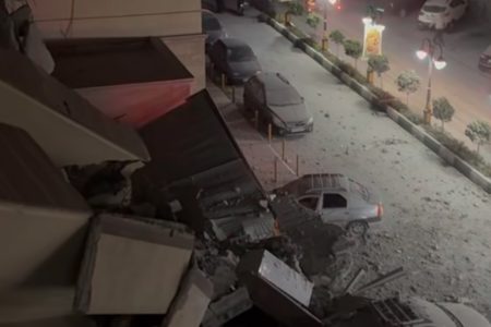 خبرفوری/ ارتش اسرائیل: دهها نقطه را در ایران مورد هدف قرار دادیم!