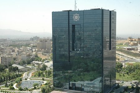 بسترسازی برای تامین مالی ۴۸۵ همتی بنگاه‌های اقتصادی از طریق ابزارهای تامین مالی زنجیره تولید در سال ۱۴۰۴/ کارت متصل به اوراق گام درخدمت افزایش توان خرید مردم