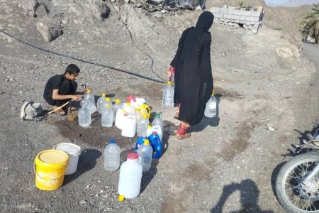 بحران آب در سیستان و بلوچستان | جهاد آبرسانی برای ۲۳۰۰ روستا در حال اجرا