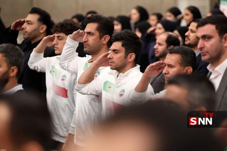 پیام جامعه ورزش ایران به رهبر انقلاب: سربازان ایران در جنگ نرم خواهیم بود