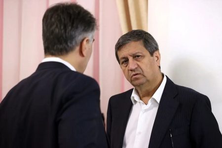 تحولات ارزی به خیابان میرداماد رسید/ فرزین رفت، همتی آمد