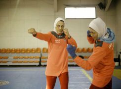 خواهران منصوریان با محرومیت سنگین مواجه شدند