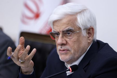 حفاظت شده: تأکید جدی عارف بر تقویت زیرساخت های دیجیتال در کشور؛ آینده ایران در گرو اقتصاد دیجیتال است/ رشد ۸ درصدی نیازمند سرمایه‌گذاری گسترده است