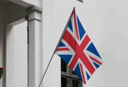 تلگراف خبر داد: مسلمان شدن مردم انگلیس در نتیجه جنگ غزه تلگراف خبر داد: مسلمان شدن مردم انگلیس در نتیجه جنگ غزه