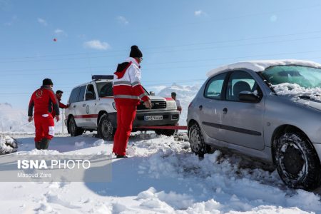 تداوم امدادرسانی و آمادهباش هلالاحمر در استان درگیر کولاک و سیلاب تداوم امدادرسانی و آمادهباش هلالاحمر در استان درگیر کولاک و سیلاب