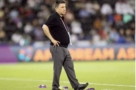 درخواست قلعه نویی برای برگزاری ۴ بازی تدارکاتی درخواست قلعه نویی برای برگزاری ۴ بازی تدارکاتی