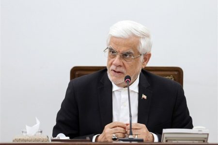 عارف: قاچاق دارو از کشور یک مشکل جدی است/ ضرورت رعایت اصل محرمانگی پرونده بیمار عارف: قاچاق دارو از کشور یک مشکل جدی است/ ضرورت رعایت اصل محرمانگی پرونده بیمار