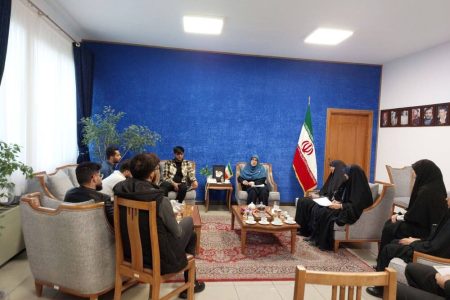 مهاجرانی: توسعه ایران بدون شنیدن صدای دانشگاه ممکن نیست مهاجرانی: توسعه ایران بدون شنیدن صدای دانشگاه ممکن نیست