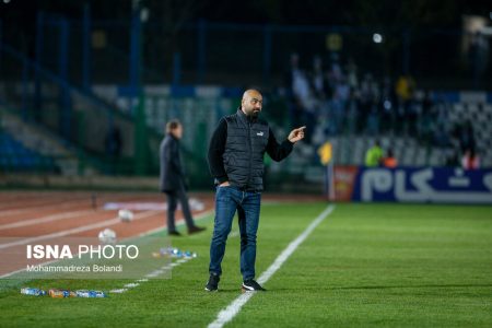 زارع: نیمه دوم کاملا دست ما بود/ چپ و راست استقلال را از کار انداختیم