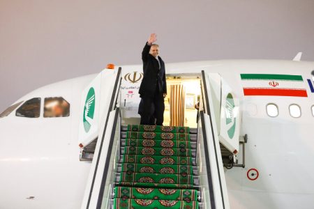 پزشکیان عشقآباد را به مقصد تهران ترک کرد پزشکیان عشقآباد را به مقصد تهران ترک کرد