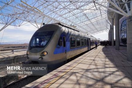 رؤیایی که روی ریل قرار گرفت