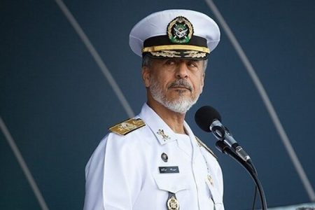 دریادار سیاری: ما مرد میدان هستیم؛ در میدان بوده‌ایم، هستیم و خواهیم ماند/  معاون هماهنگ‌کننده ارتش «جوان ایرانی» را با چه صفاتی توصیف کرد