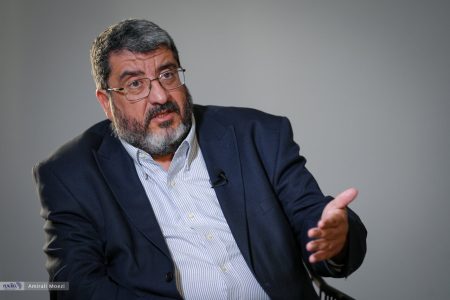 فواد ایزدی: چرا سخنرانی پزشکیان در سازمان ملل از طریق ویدئوکنفرانس انجام نمی‌شود؟ تأمین امنیت رئیس‌جمهور به رژیمی سپرده شد که رهبر ایران را شهید کرد!