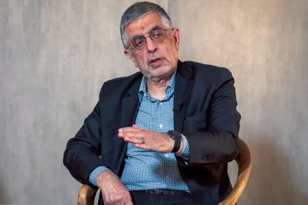 کرباسچی: به هرحال باید خطر رئیس جمهور مریض امریکا را رفع کرد/ نگران تحقیر از طرف ترامپ نباشید؛ پزشکیان از پس او برمی آید