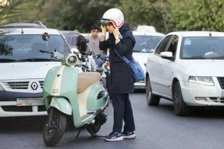 زنان موتورسوار همچنان منتظر گواهینامه؛ از کمتر از یک ماه تا انتظار ۷ ماهه