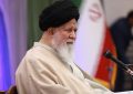 روایت علم‌الهدی از خاطره برادرش از دوران جنگ ۸ ساله؛ قبضه‌های توپ در پادگان ارتش بود اما لوله‌ها مخفی شده بود/ چرا متن سخنرانی پزشکیان تغییر کرد؟