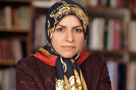 شکاف نسلی یا شکست در زبان مشترک؟؛ وقتی والد و مربی دیگر «شنونده» نیستند