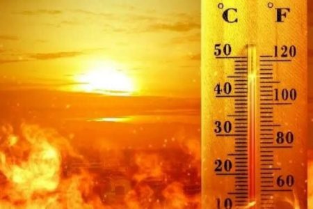 گرما دست از سر ایران برنمی‌دارد / دو استان در صدر گرم‌ترین نقاط جهان/ ۷ شهر در جمع داغ‌ ترین‌ها قرار گرفت