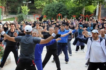 اخذ تعهد از مقامات ورزشی رباط‌کریم بابت برگزاری ورزش مختلط در پارک فضای باز / ماجرا به نقل از ستاد امربه معروف و نهی از منکر استان تهران