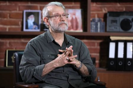 حضور شهید علی لاریجانی بر مزار شهید سید حسن نصرالله؛ ۲۱۶ روز قبل از شهادت + فیلم