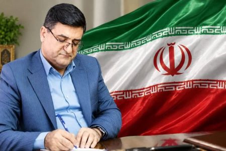 دفاع مقدس الگویی ماندگار از ایمان، ایثار و وحدت ملی است