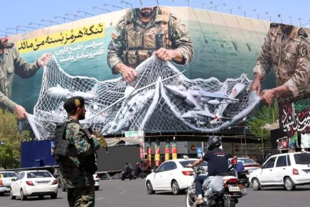 ولی نصر: نظم خاورمیانه دیگر بر مبنای مهار ایران نخواهد بود / جنگ آمریکا باعث شد ایران قدرتمندتر شود