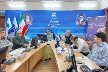 جلسه کنترل و پایش پروژه برگردان کابل‌های مسی به فیبر نوری در لرستان برگزار شد