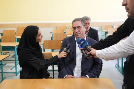 استاندار آذربایجان‌غربی از حذف تمام مدارس کانکسی سلماس تا ۲ سال آینده خبر داد