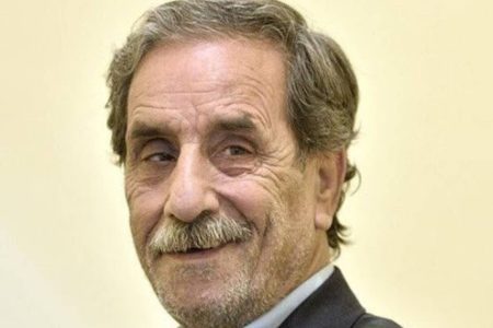 ببینید | انتقاد تند محمود بصیری: تلویزیون جز گریه چیزی ندارد، وقتی کسی هنر را نشناسد و مسئول آن بشود، همین اتفاق می‌افتد!
