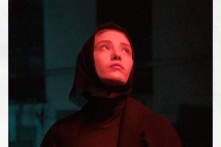 ​​​​​​​فرشته حسینی با «تن منهای من» در تئاتر لبخند