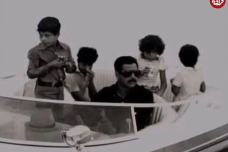 صدام در حال قایق‌سواری و به همراه فرزندانش؛ دهه ۵۰