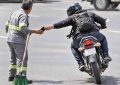 سرقت گوشی پاکبان مشهدی در ساعتهای اولیه بامداد/ بلاگرها برایش گوشی نو خریدند