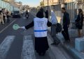 حضور پلیس زن در مقابل مدارس دخترانه