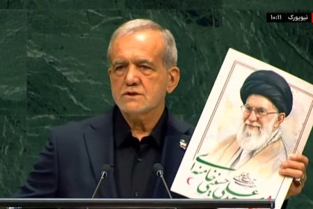 تجلیل جلیلی از روایتگری مستند پزشکیان در سازمان ملل؛ او بر اساس الگوی «مظلوم مقتدر» سخنرانی کرد/ بازخوانی هشدار حضرت امیر به مالک اشتر درباره دشمن