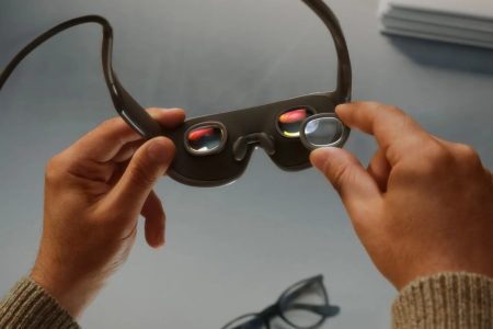 عینک واقعیت مجازی متا با قابلیت تماس هولوگرافیک معرفی شد
