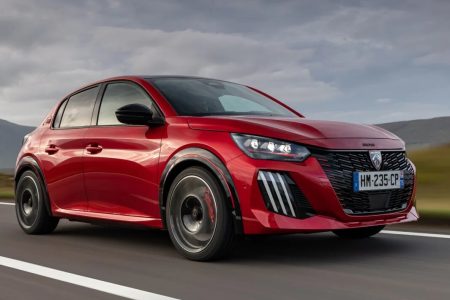 پشت فرمان نواده ۲۰۶ و ۲۰۷ / بررسی پژو E-۲۰۸ GTi با موتور برقی
