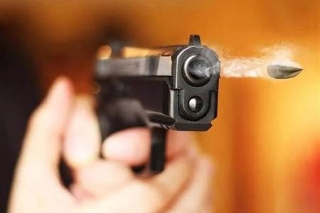 تیراندازی مرگبار در پاساژ سعدی تهران/ مردی ۲۵ تا ۳۰ ساله با ورود اجباری به یکی از واحدهای تجاری، به منشی زن شرکت شلیک کرد